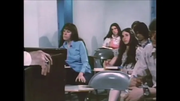 Big Teenage Chearleader - 1974 mega Videos