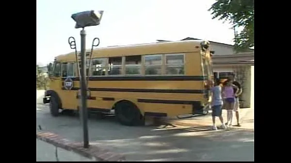 Grandes Garota do ônibus escolar - Ashley mega vídeos