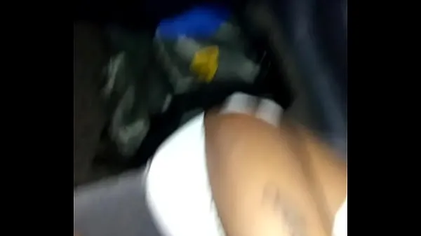 大きな Fucking high slut in my car メガ動画