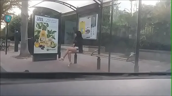 Stora bitch at a bus stop megavideor