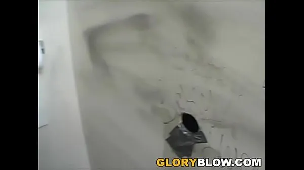 Grandes Saphire nos muestra sus habilidades de mamada en una BBC - Gloryhole megavídeos