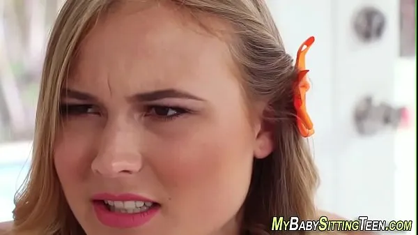 Velká Teen babysitter cum faced mega videa