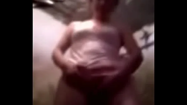 Veľké Whore sends videos by whatssap mega videá