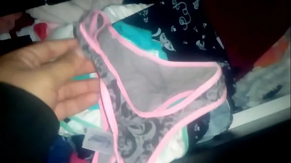 My step cousin's thongs 1/2 video lớn