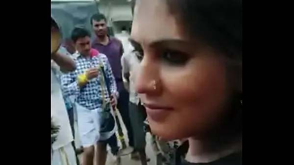 Big Desi girl public show mega Videos