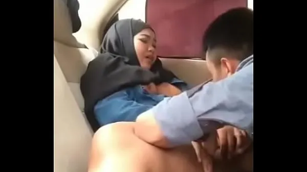 Big Hijab girl in car with boyfriend mega Videos