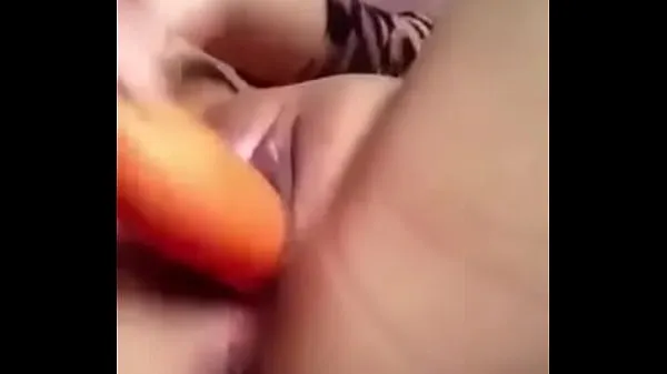 Store Thai Binh's sister eats carrots megavideoer