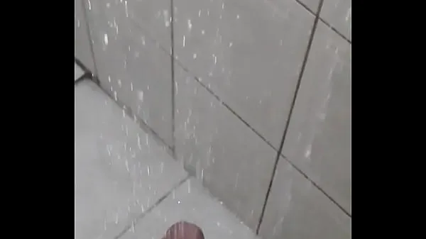 Veľké water in the bath mega videá