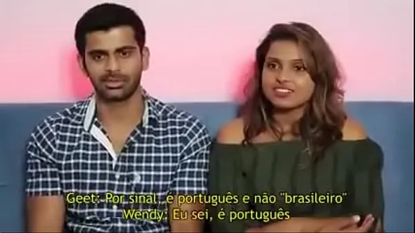 Suuret Foreigners react to tacky music megavideot