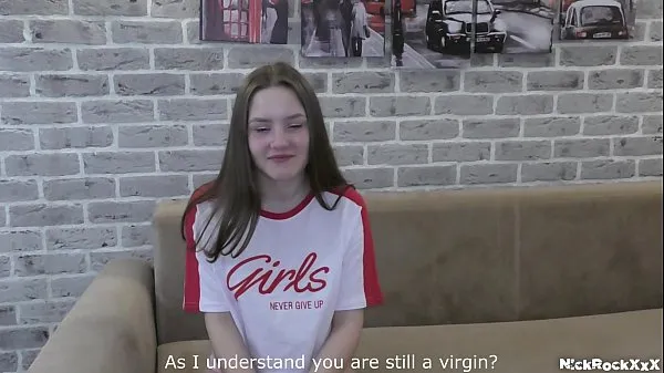 Smiles when she loses her VIRGINITY ! ( FULL Video besar besar