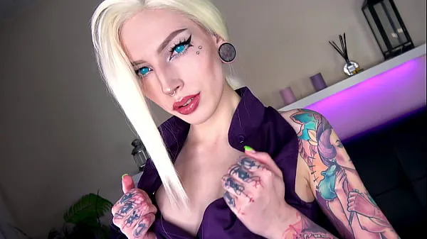 Grandes Ino by Helly Rite provocando un video completo en 4K cosplay amateur culo apretado medias de red piercings tatuajes megavídeos