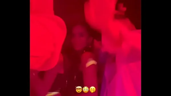 Grandi Anitta si diverte in un club di Miami Miamimega video