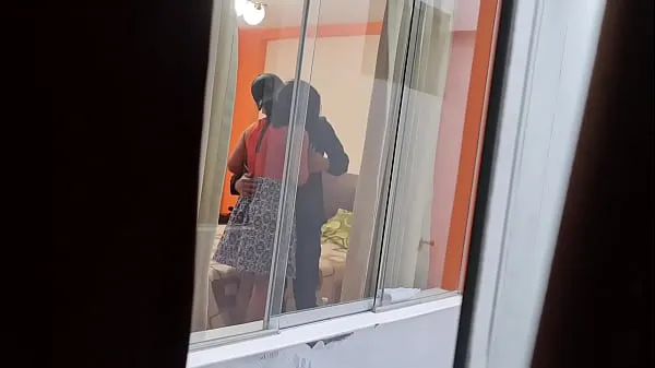 Grosses Je voulais filmer mon amie quand elle se déshabillait et je n'aurais jamais imaginé que je la découvrirais en train de baiser le patron. Elle est très garce mégavidéos