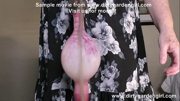 Große Dirtygardengirl Hundeschwanz PUSSY & AnalprolapsMega-Videos