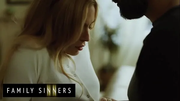 Veliki Rough Sex Between Stepsiblings Blonde Babe (Aiden Ashley, Tommy Pistol) - Family Sinners mega videoposnetki