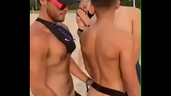 Grandes Rapidito en la playa megavídeos