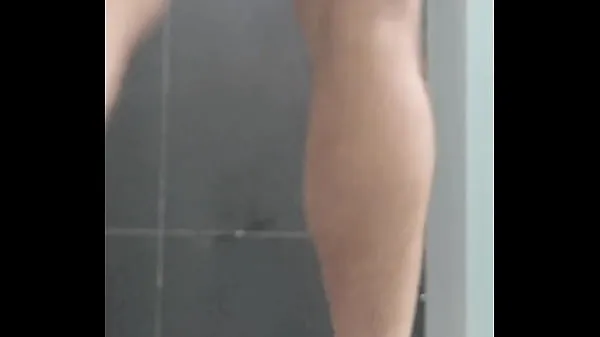 Veľké Gym shower mega videá