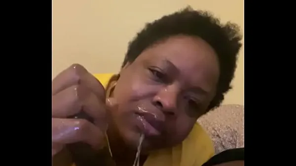 วิดีโอขนาดใหญ่ Mature ebony bbw gets throat fucked by Gansgta BBC รายการ