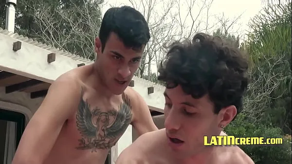 Wielkie Hot Latin Twinks By The Pool mega filmy