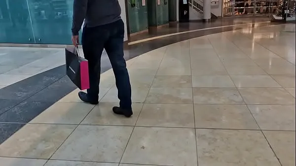 Grandes Femdom Viagem de compras Buceta pública Piscando Amante Escrava Limpeza de bunda Estilo de vida Real FLR Dominatrix mega vídeos