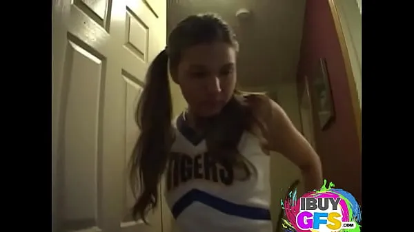 Grandes Sexy Cheerleader POV panties Photoshoot megavídeos