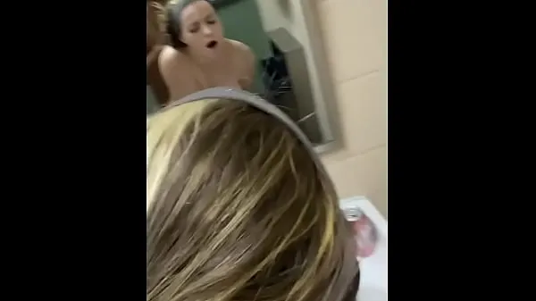 Büyük Cute girl gets bent over public bathroom sink mega Video