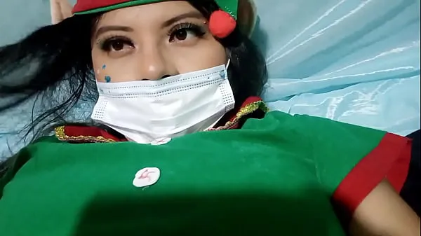 it's back!! The female elf is in heat and masturbates waiting for the male elf to fuck, I am a very slutty and horny elf and I love being fucked intensely video lớn
