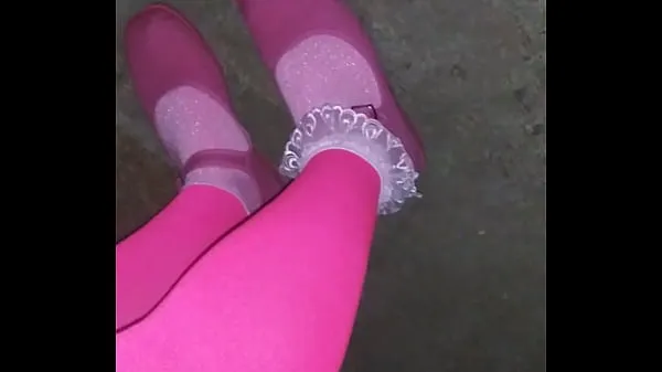 Grandes Pink frilly socks pink flats and pink pantyhose megavídeos