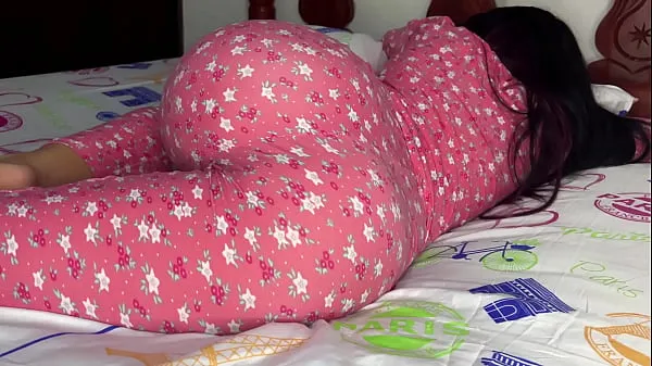 Büyük I can't stop watching my Stepdaughter's Ass in Pajamas - My Perverted Stepfather Wants to Fuck me in the Ass mega Video