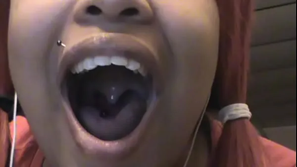 Veliki explore my mouth mega videoposnetki