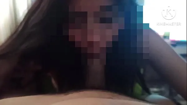 Grote Cornudo me graba mientras me coge el amigo de mi hermana y se la mamo megavideo's